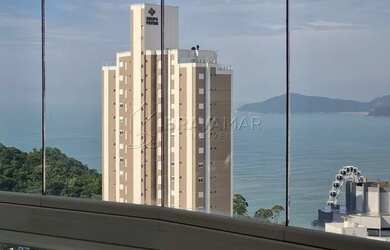 Imagem: O apartamento possui 3 Dormitórios, 4 Banheiros, 3 Vagas na