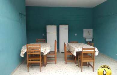 Imagem: A casa possui 3 Dormitórios e está localizado em Ocian, Praia