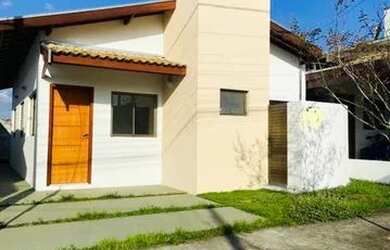 Imagem: A casa em condomínio possui 3 Dormitórios, 2 Banheiros, 72m²