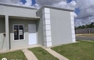 Imagem: A casa em condomínio possui 2 Dormitórios, 2 Banheiros, 2