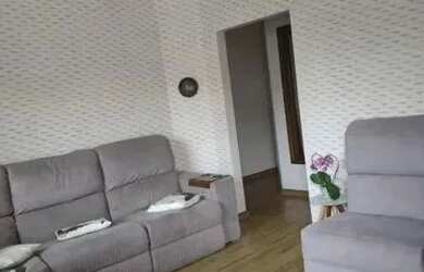 Imagem: A casa para alugar possui 3 Dormitórios, 2 Banheiros, 2 Vagas