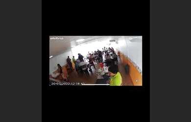 Imagem: O depósito possui 75m² de Área e está localizado em Pina