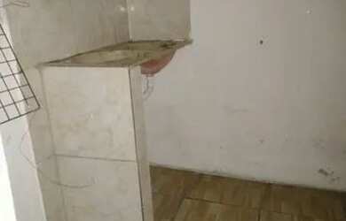 Imagem: A casa possui 2 Dormitórios, 1 Banheiro e está localizado