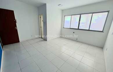 Imagem: O depósito possui 32m² de Área e está localizado em Irajá