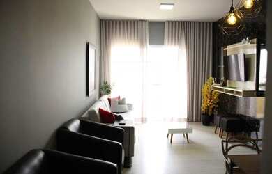 Imagem: O apartamento possui 2 Dormitórios, 2 Banheiros, 2 Vagas na