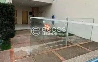 Imagem: A casa em condomínio possui 2 Dormitórios, 1 Banheiro, 2 Vagas