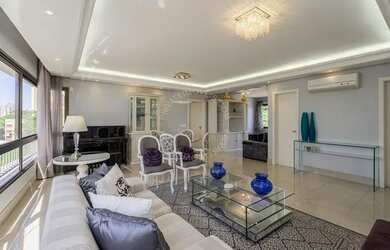 Imagem: O apartamento possui 3 Dormitórios, 3 Banheiros, 127m² de