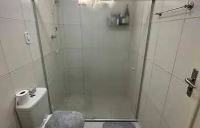 Imagem: A casa possui 3 Dormitórios, 1 Banheiro, 1 Vaga na garagem