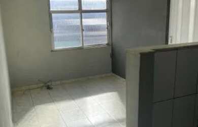 Imagem: O studio possui 1 Dormitório, 1 Banheiro e está localizado