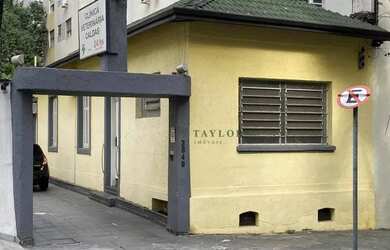 Imagem: O depósito possui 5 Vagas na garagem e 279m² de Área e está