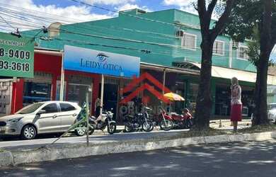 Imagem 2: 3 Salas com casa no fundo à venda por R$ 900.000 - Tibery - Uberlândia/MG