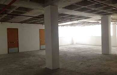 Imagem: O depósito possui 1172m² de Área e está localizado em Santo