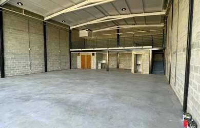 Imagem 4: GALPÃO 234m². Imóvel novo, 234m² de Áreae2 Banheiros