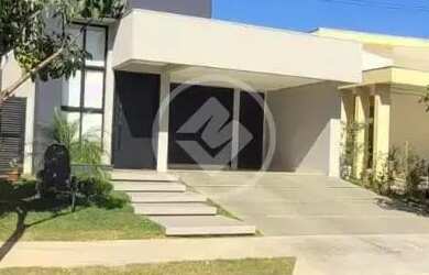 Imagem: A casa em condomínio possui 3 Dormitórios, 1 Banheiro, 5 Vagas