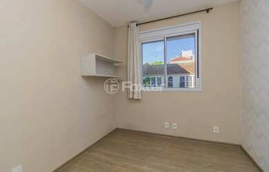 Imagem 4: Imóvel para venda semi-mobiliado com 2 quartos, 1 vaga em Teresópolis...