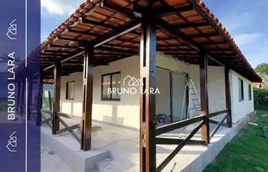 Imagem: A casa em condomínio possui 3 Dormitórios, 3 Banheiros, 3