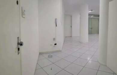 Imagem 12: Conjunto Comercial à venda na Sé com 70m² 2 banheiros