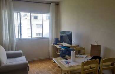 Imagem: O apartamento possui 2 Dormitórios, 1 Banheiro, 51m² de Área