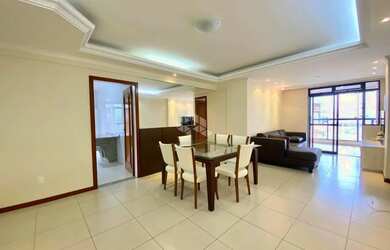 Imagem: O apartamento possui 3 Dormitórios, 1 Banheiro, 1 Vaga na garagem