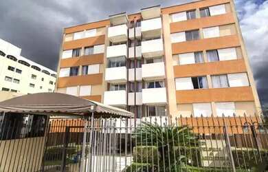 Imagem: O apartamento possui 3 Dormitórios, 2 Banheiros, 1 Vaga na