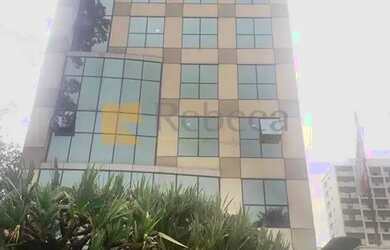 Imagem: O depósito possui 1 Vaga na garagem, 33m² de Área e está