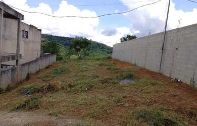 Imagem: O terreno possui 250m² de Área e está localizado em Chácaras