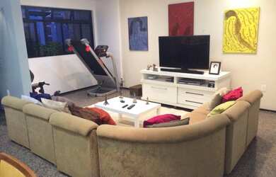 Imagem: O apartamento possui 4 Dormitórios, 4 Banheiros, 2 Vagas na