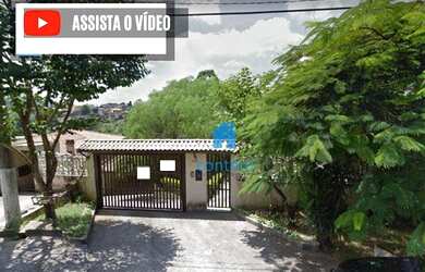 Imagem: A casa possui 2 Dormitórios, 2 Banheiros, 5 Vagas na garagem