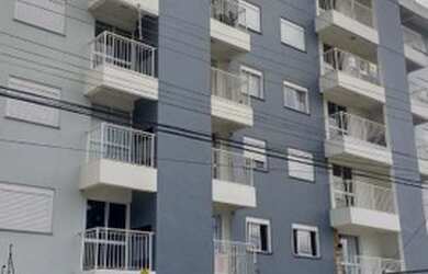 Imagem: O apartamento possui 1 Dormitório, 1 Banheiro, 33m² de Área