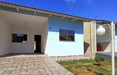 Imagem: A casa em condomínio possui 3 Dormitórios, 2 Banheiros, 2