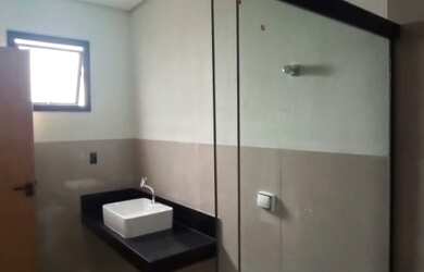 Imagem 16: Casa para Venda, por R$ 750.000,00 Bairro Alto Umuarama em UBERLANDIA...