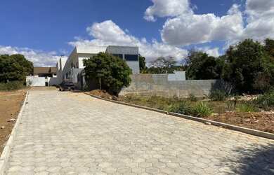 Imagem: O terreno possui 300m² de Área e está localizado em Setor