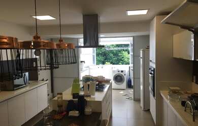 Imagem: O apartamento na cobertura possui 5 Dormitórios, 5 Banheiros