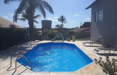 Imagem: A casa em condomínio possui 3 Dormitórios, 4 Banheiros, 4