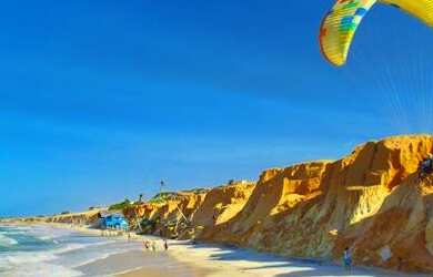 Imagem: O terreno possui 1716m² de Área e está localizado em Aracati