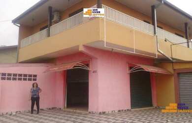 Imagem: A casa possui 2 Dormitórios, 2 Banheiros, 1 Vaga na garagem