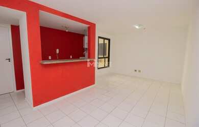 Imagem: O apartamento possui 1 Dormitório, 1 Banheiro, 1 Vaga na garagem