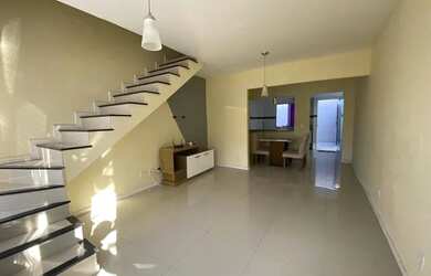 Imagem: A casa em condomínio possui 2 Dormitórios, 1 Banheiro, 1 Vaga