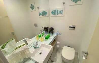 Imagem 6: Apartamento reformado, com 3 suítes, 2 vagas, à venda, 211 m² por R$...