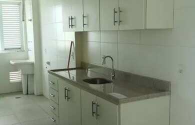 Imagem: O apartamento possui 2 Dormitórios, 2 Banheiros, 1 Vaga na