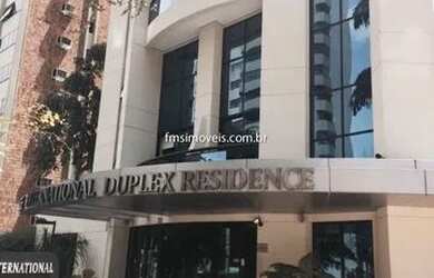 Imagem: O apartamento possui 1 Dormitório, 1 Banheiro, 1 Vaga na garagem