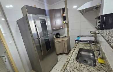 Imagem: O apartamento possui 2 Dormitórios, 2 Banheiros, 2 Vagas na