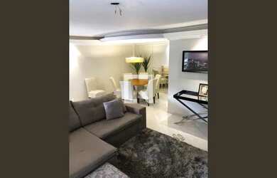 Imagem: O apartamento possui 4 Dormitórios, 4 Banheiros, 3 Vagas na