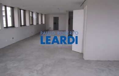 Imagem: O depósito possui 125m² de Área e está localizado em Pinheiros