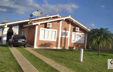 Imagem 1: Linda casa a venda em condominio RIVIERA DE SANTA CRISTINA XIII. Paranapanema, SP