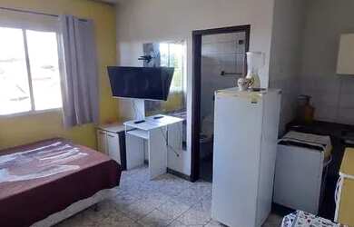 Imagem: A kitnet possui 1 Dormitório, 1 Banheiro e está localizado