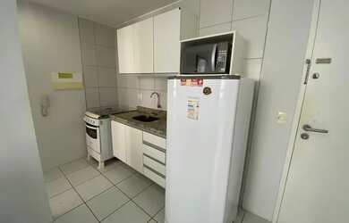 Imagem: O apartamento possui 1 Dormitório, 1 Banheiro, 1 Vaga na garagem