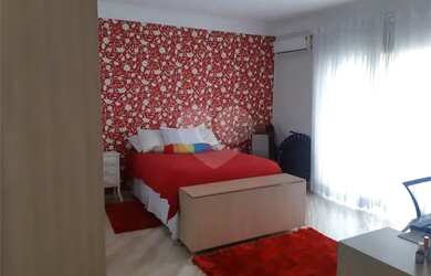 Imagem 16: Sobrado de Alto Padrão para Venda com Piscina no Alto de Santana