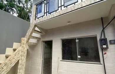 Imagem: A casa possui 1 Dormitório, 1 Banheiro e está localizado