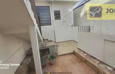 Imagem: A casa possui 1 Dormitório, 1 Banheiro e 35m² de Área e está